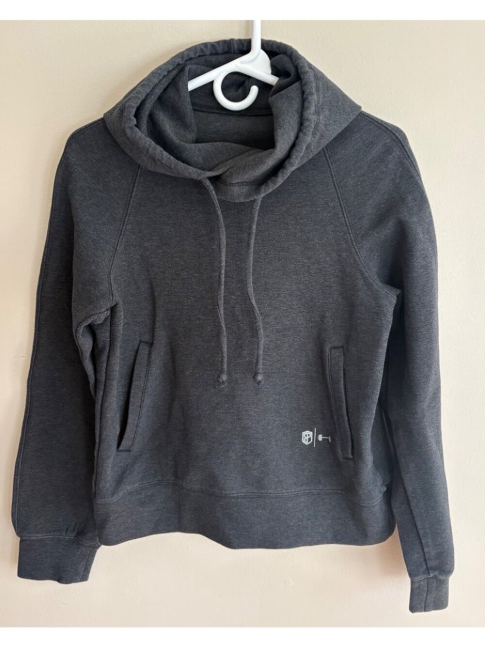 Born Primitive x Savage Barbell Hoodie Pullover Athletic Charcoal Gray Size M - Picture 2 of 8